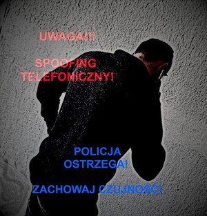 oszust rozmawiający przez tetefon