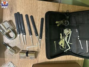 przedmioty zabezpieczone w trakcie przeszukania