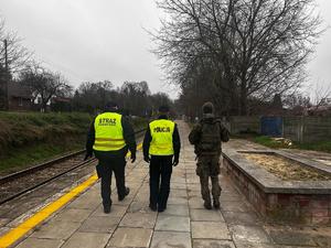 wspólny patrol funkcjonariuszy Policji, Służby ochrony Kolei i Wojska Obrony Terytorialnej