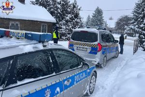 radiowóz Policji i Straży Miejskiej