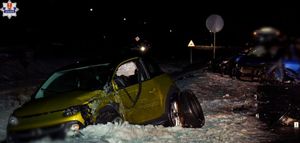 samochody po zderzeniu